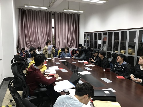 学习讲话1.jpg 学习讲话1.jpg